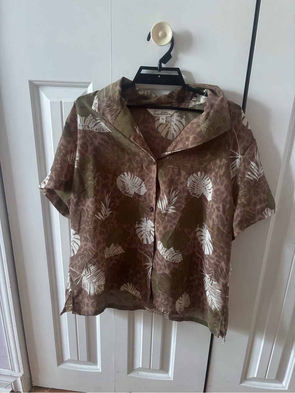 Tropical Print Button-Front Camp Shirt - Brown/Olive